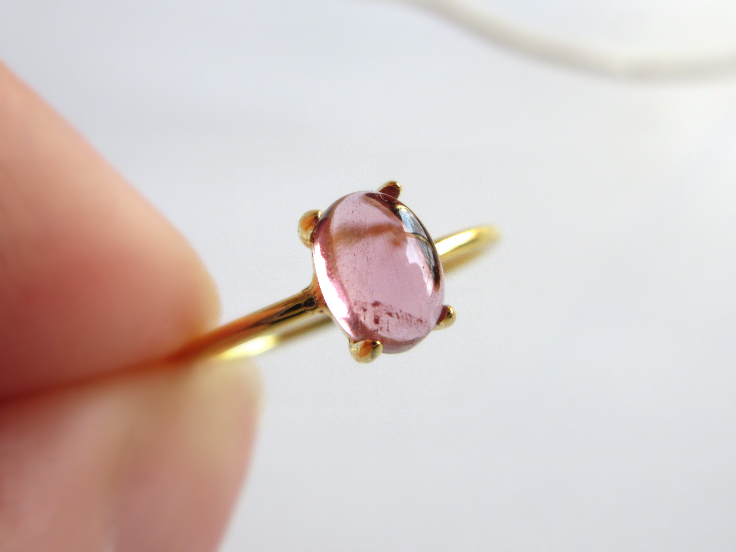 【10月の誕生石】6×4mm発色美「ピンクトルマリン」オーバルカボションリング