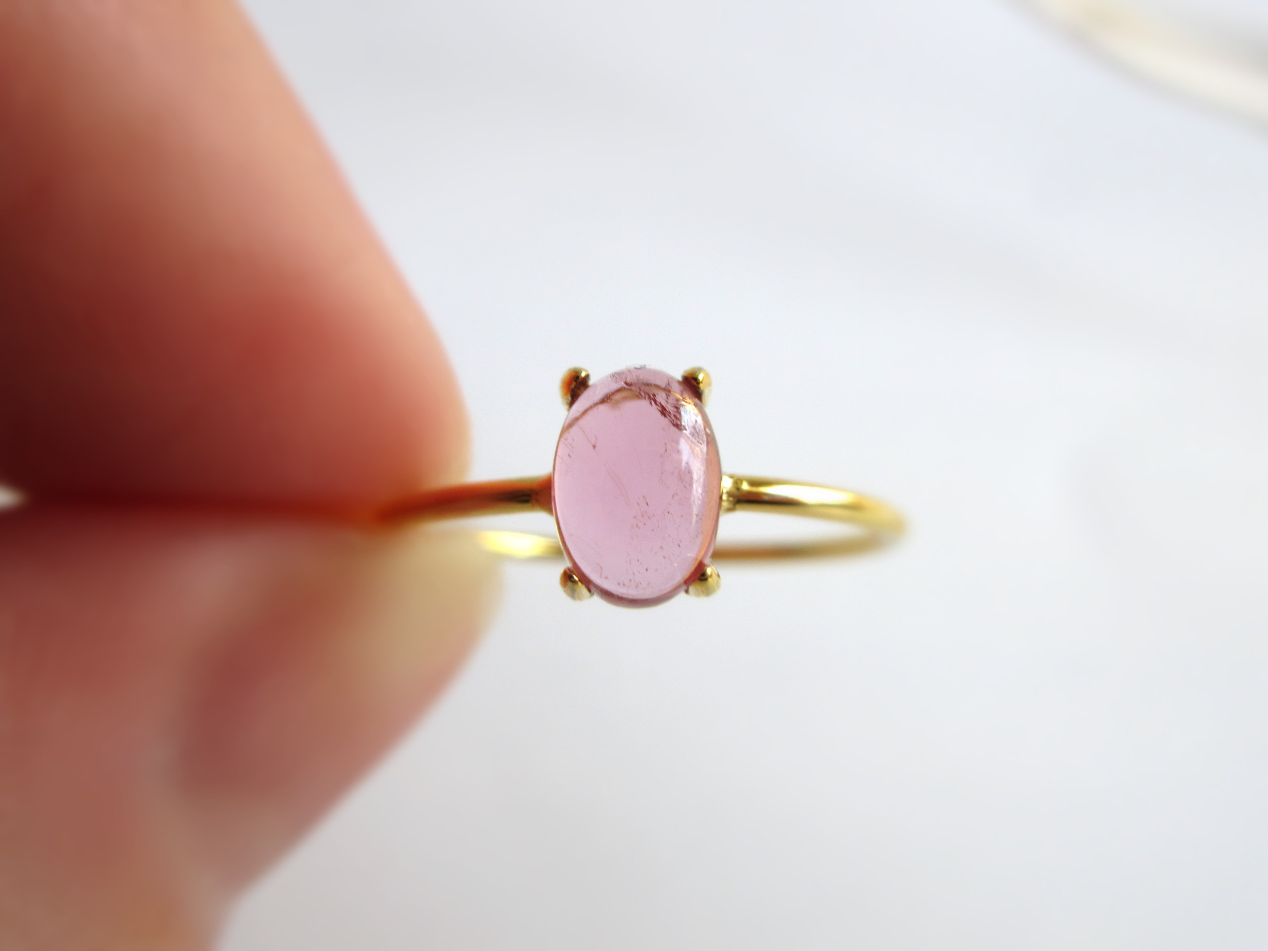 【10月の誕生石】6×4mm発色美「ピンクトルマリン」オーバルカボションリング