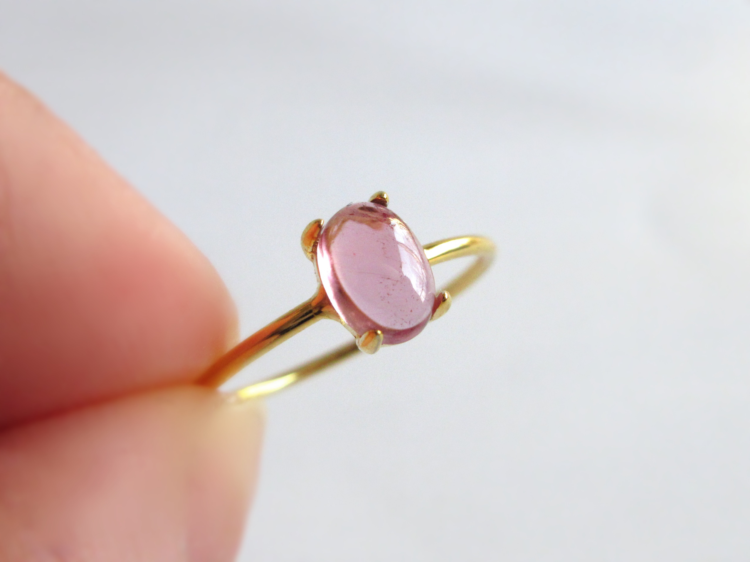 【10月の誕生石】6×4mm発色美「ピンクトルマリン」オーバルカボションリング