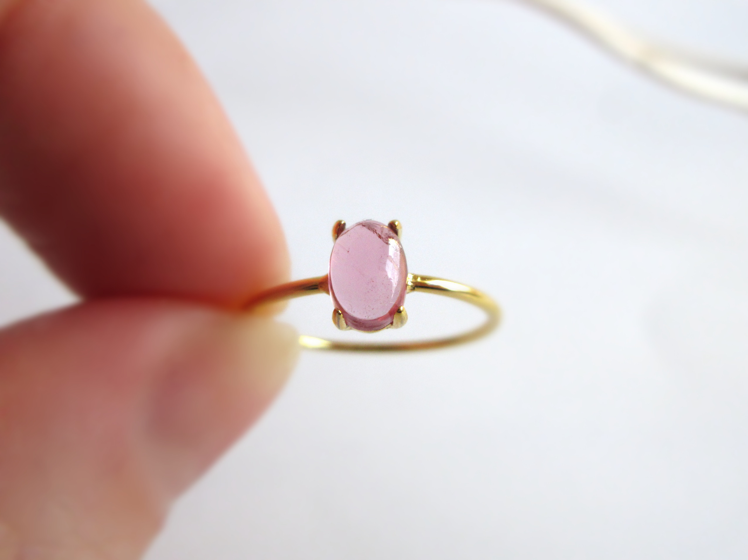 【10月の誕生石】6×4mm発色美「ピンクトルマリン」オーバルカボションリング