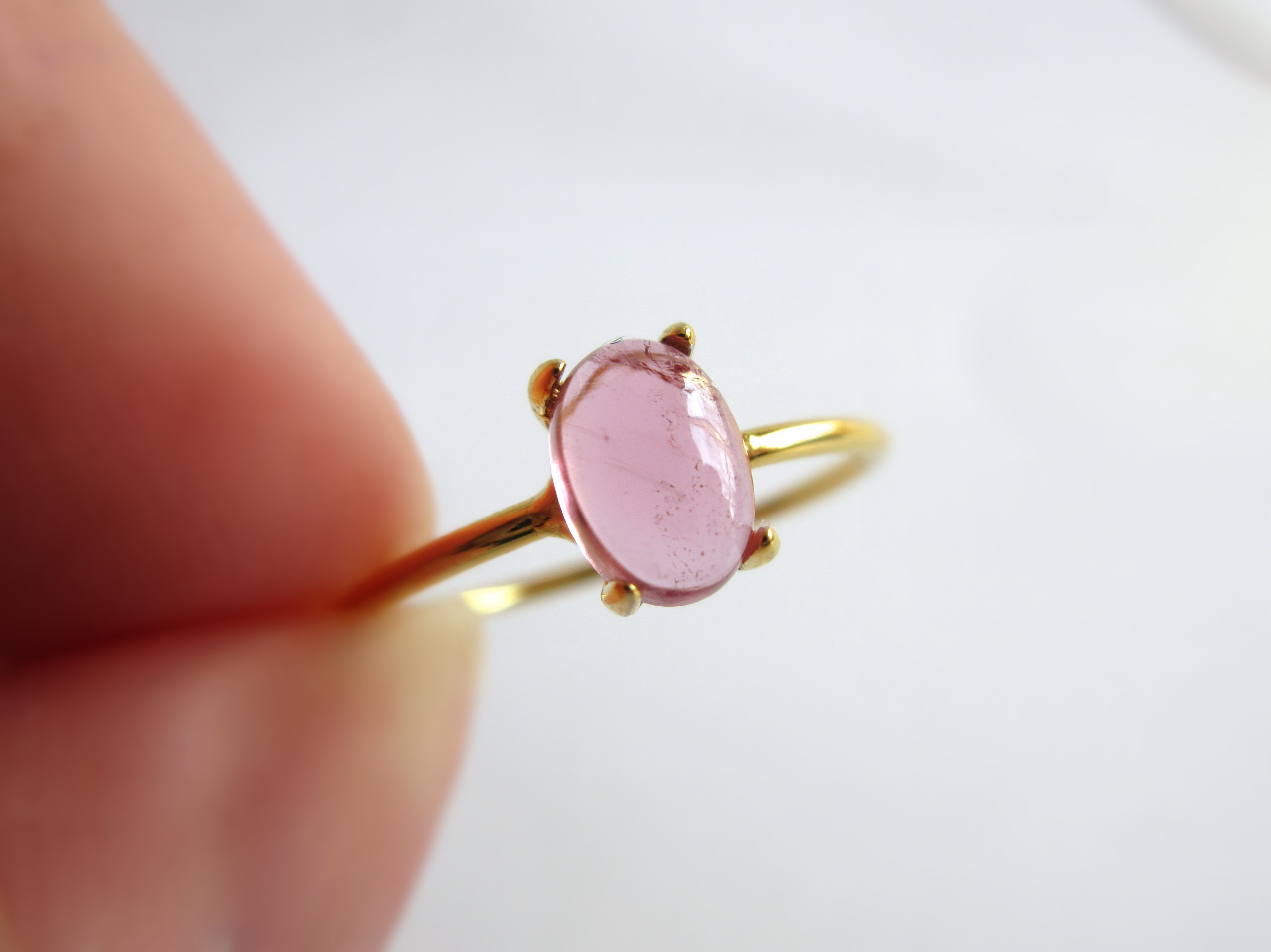 【10月の誕生石】6×4mm発色美「ピンクトルマリン」オーバルカボションリング