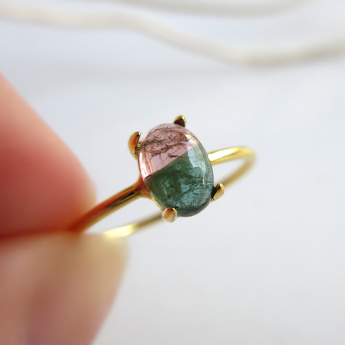 希少】6×4mm発色美「バイカラートルマリン」オーバルカボションリング