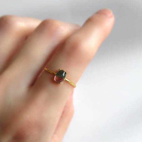 希少】6×4mm発色美「バイカラートルマリン」オーバルカボションリング