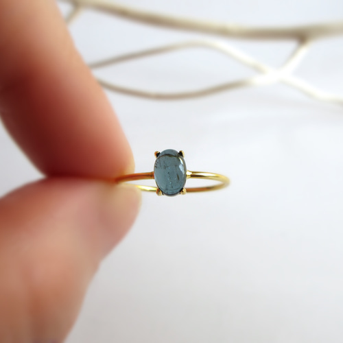 希少】6×4mm発色美「インディゴライトトルマリン」オーバルカボション