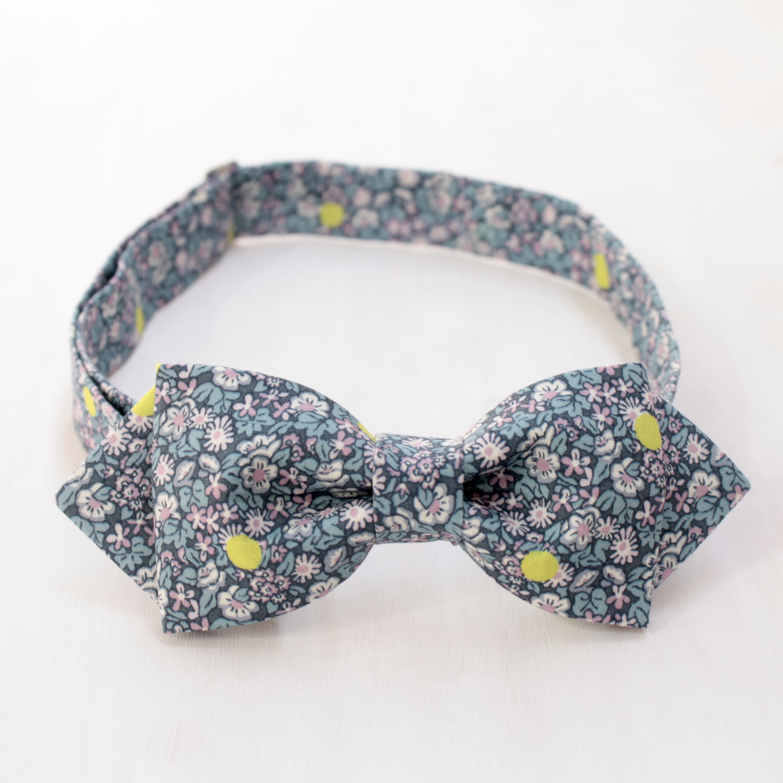 おすすめ【蝶ネクタイ】プチ・ポワ 《Blue》