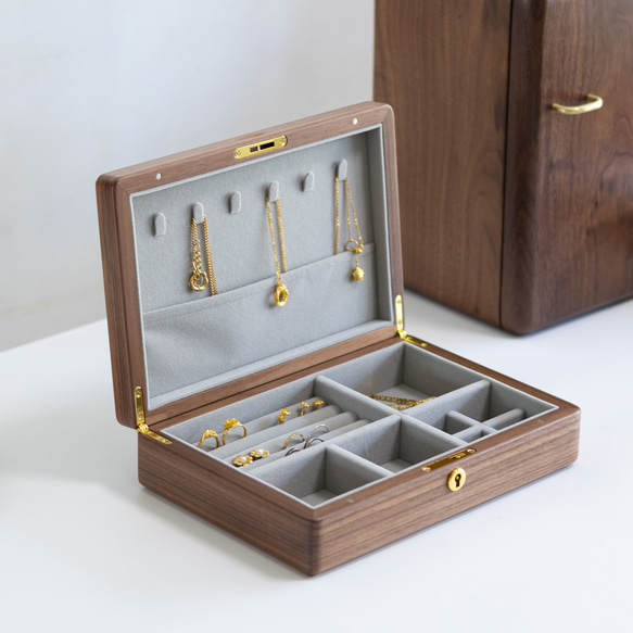 名入れ＆鍵付き】中サイズ ジュエリーボックス｜黒ウォールナット天然