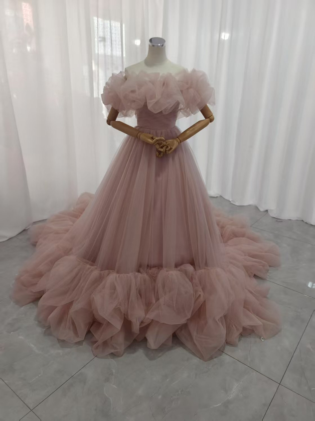 美品！カラードレス ピンク 取り外しオフショルダー ソフトチュール 華やかなトレーン 披露宴