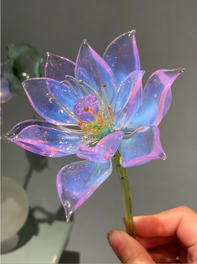 【星花川】手作り琉璃の蓮の花 - 時を閉じ込めた美しさ、住まいの彩り、茶室の趣（紫色）