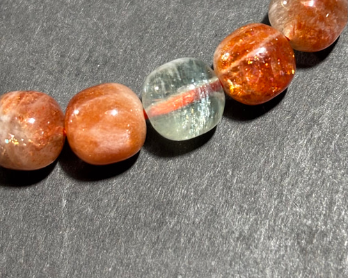 希少「ゴールデンサンストーン*ベリル共生鉱」アルーシャサンストーン