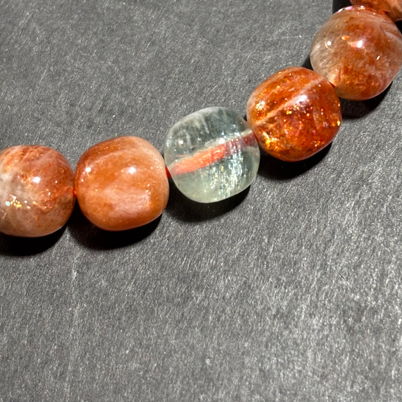 地域限定で採掘される「アルーシャサンストーン 」天然サンストーン