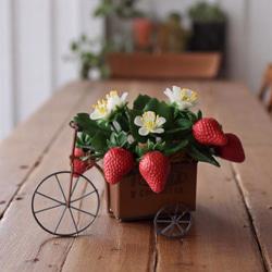 小さな小さなスミレ ピンク アンティーク ブリキポット… S485