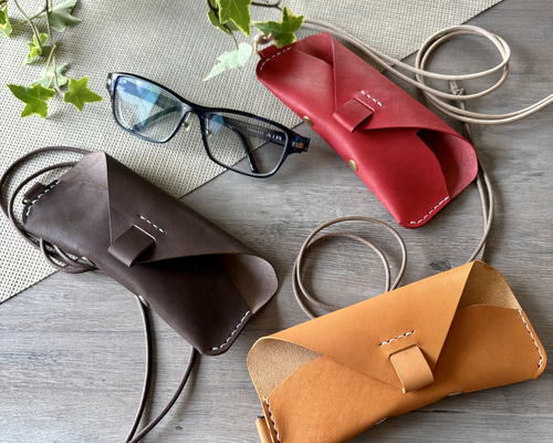 OWN サングラス ケース付き dddb62f4cfbda08934645fdd3a2895