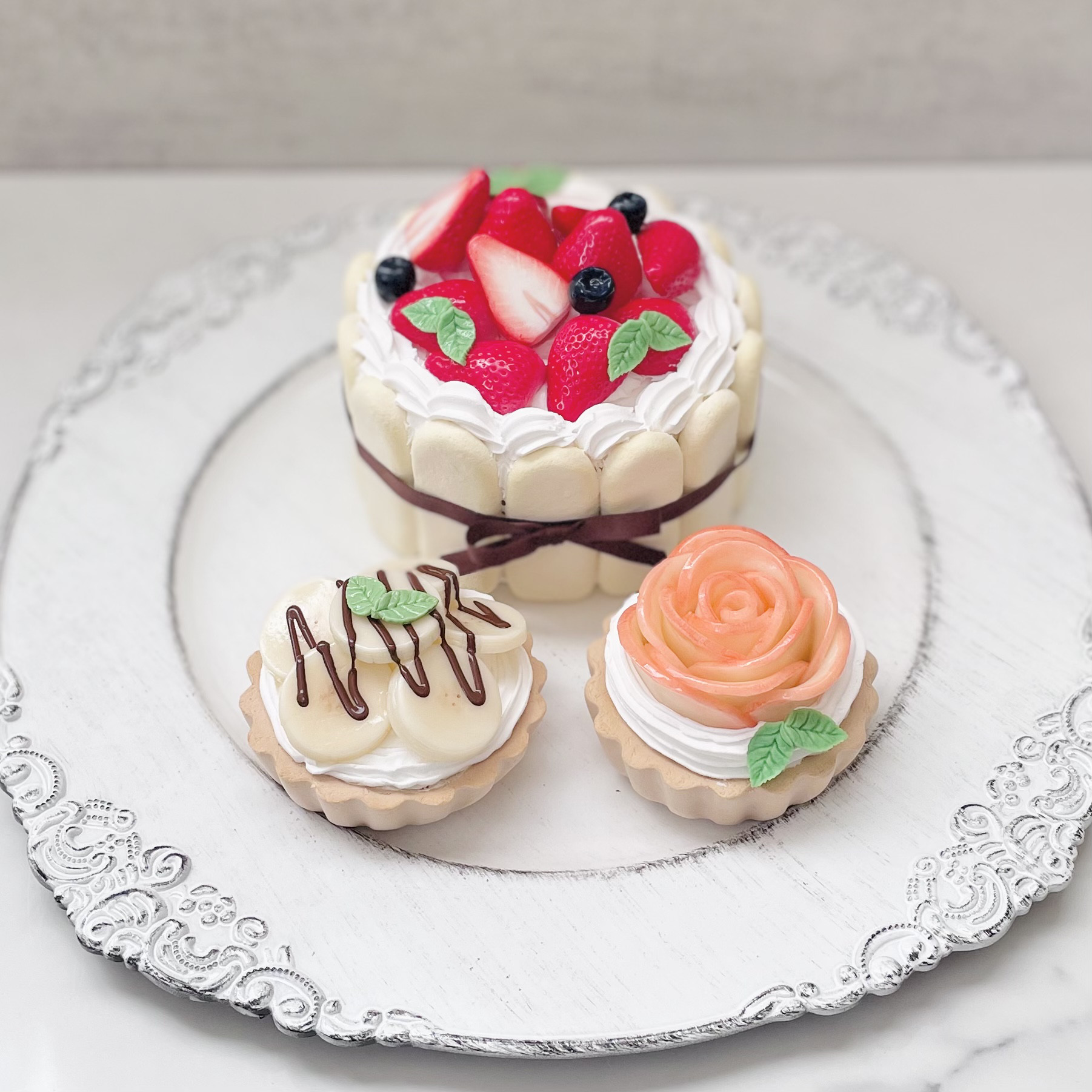 苺のシャルロットクレイケーキ＆フェイクフルーツタルト２個＊フェイクケーキ