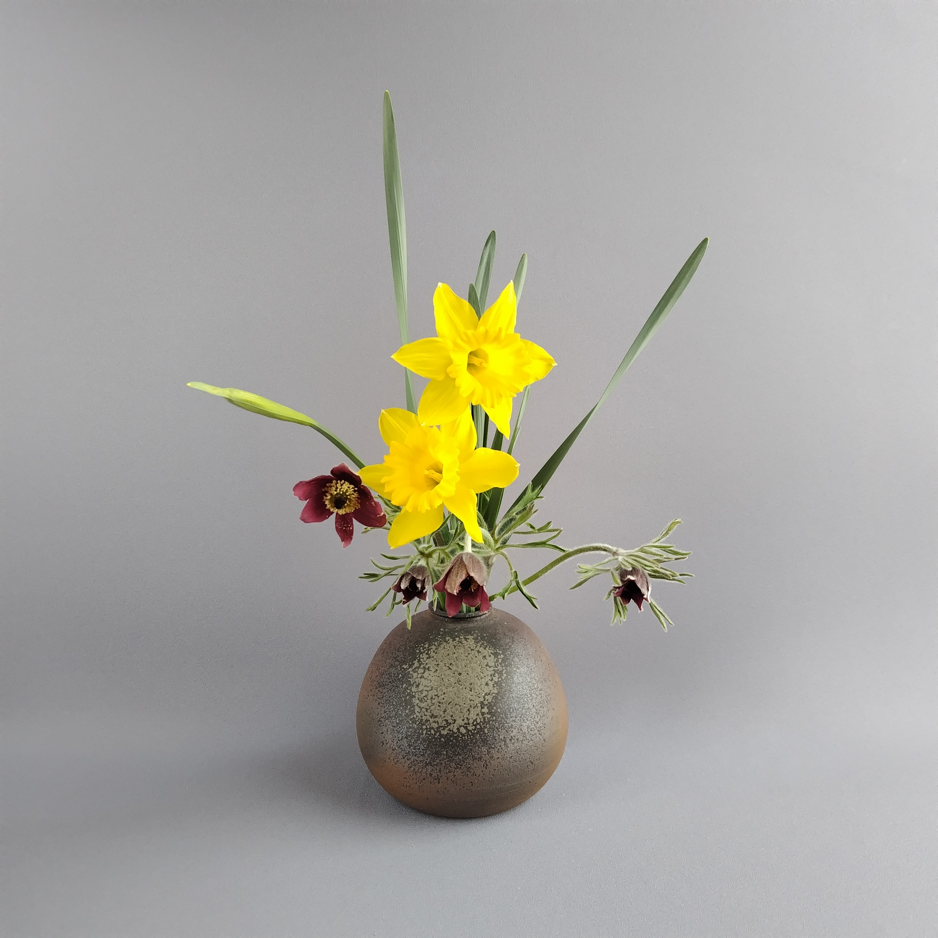 花入れ　焼締め　薪窯　【商品番号：00690】