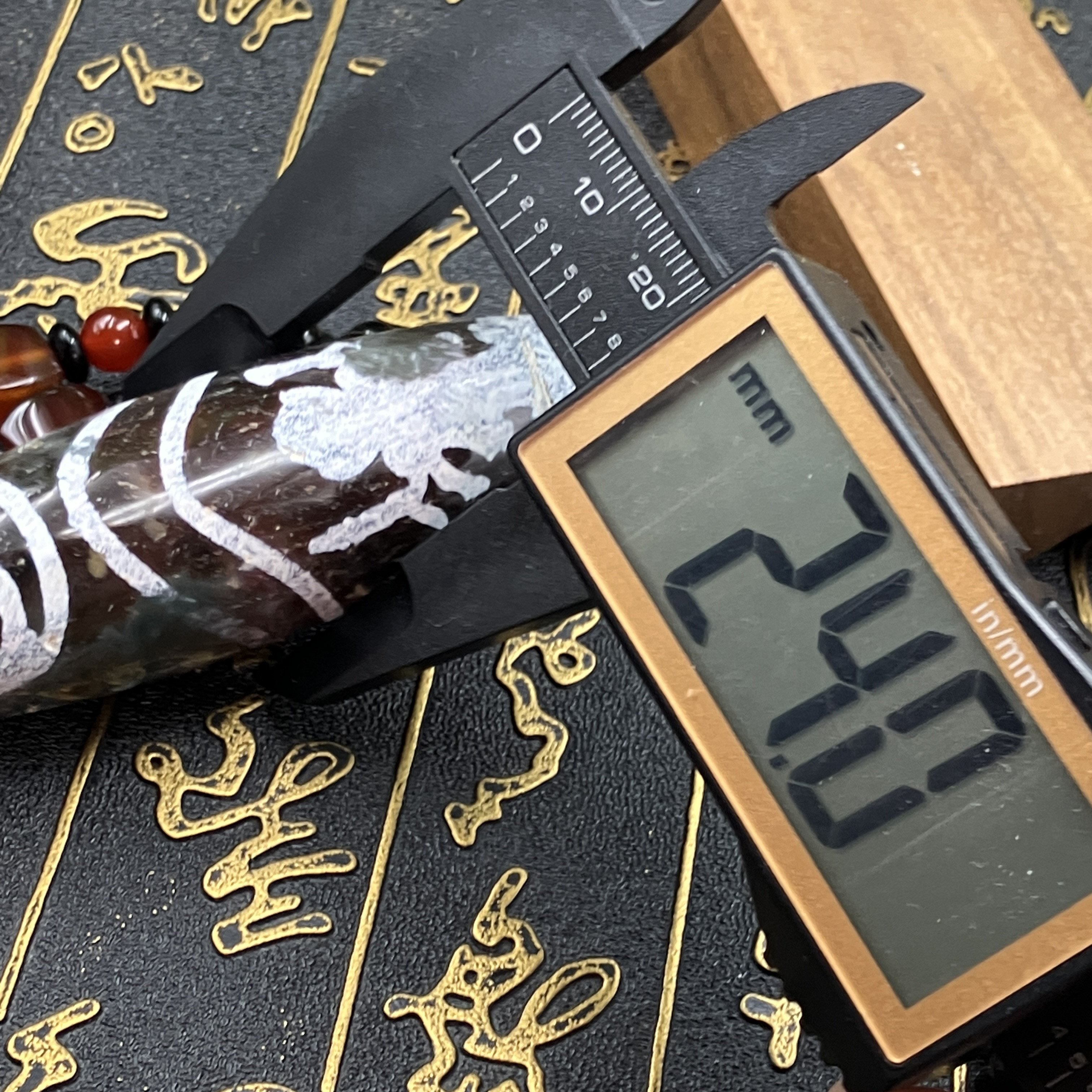 【象雄朱砂天珠】ネックレス 大黑天 星辰天珠 ★赤砂•綠砂