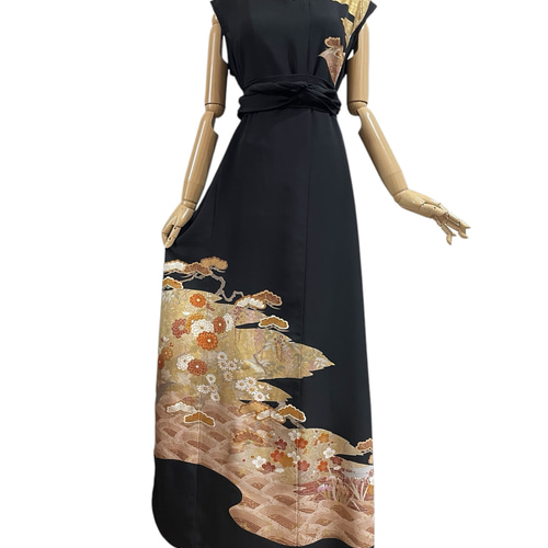 送料無料 着物 リメイク ゆったりなのにほっそりスタイル良く見える 花