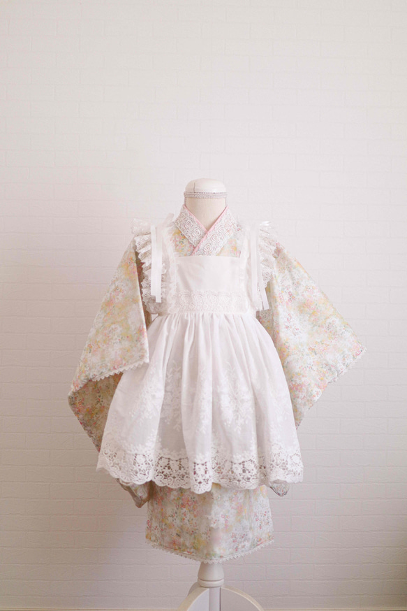 Ribbonエプロン被布《ホワイト》七五三/着物/被布 2枚目の画像