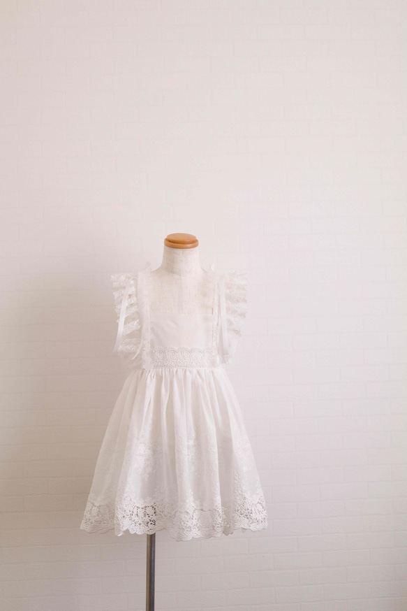 Ribbonエプロン被布《ホワイト》七五三/着物/被布 4枚目の画像