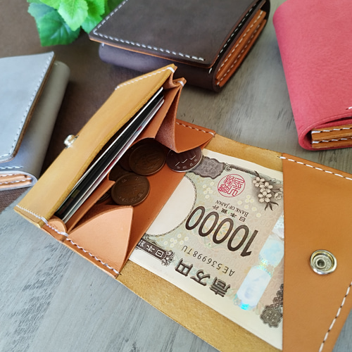 レジ前でスムーズなお支払い ふたつ折り財布 プログレレザー×姫路