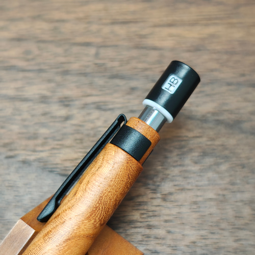 美品　工房taishi 欅シャープペンシル 木軸シャープペンシル 0.5mm（欅 ケヤキ）艶消し仕上げ2Pice