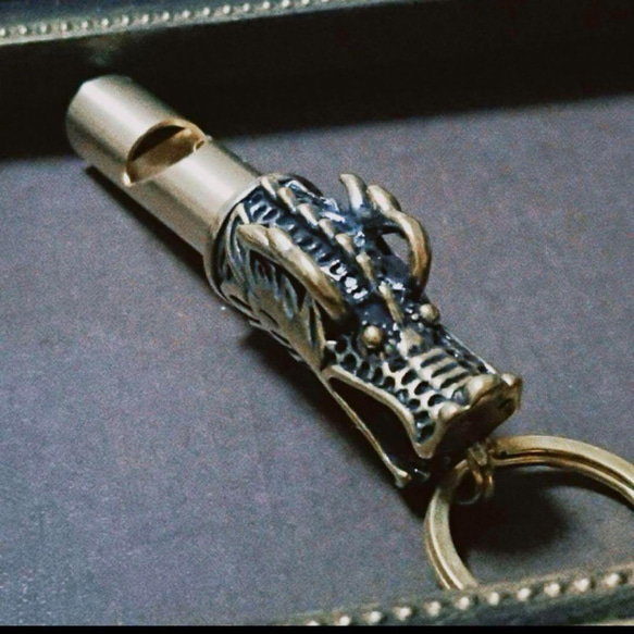 オープン特価　真鍮 龍 パーツ キーリング キーホルダー ヴィンテージ 笛　ハンドメイド　 1枚目の画像