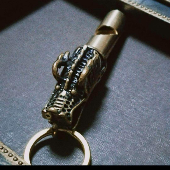 オープン特価　真鍮 龍 パーツ キーリング キーホルダー ヴィンテージ 笛　ハンドメイド　 3枚目の画像