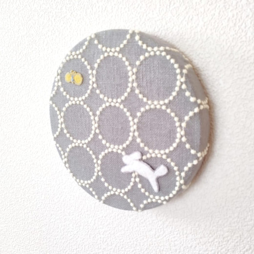 ファブリックパネル　ミナペルホネン　インテリア　丸型　タンバリン　ウサギ　北欧 ファブリックパネルミナペルホネンインテリア丸型タンバリンウサギ北欧