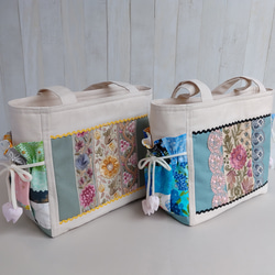 春夏のトートバッグ（生成＆ペールブルー）★パッチワークと刺繍リボン★【Creema限定2025】 17枚目の画像