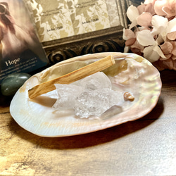 キャッツアイセレナイト 《癒しの石・高次元の世界と繋がる天使