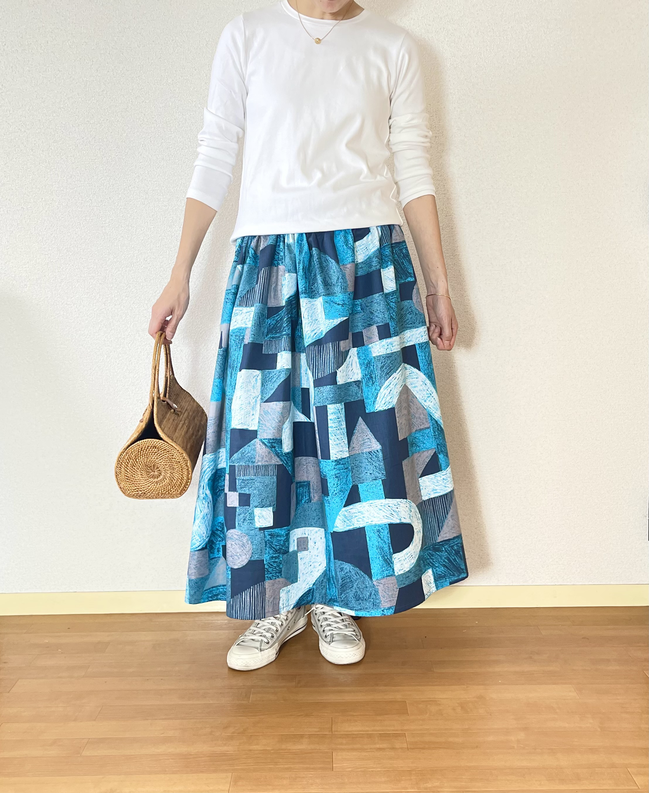 テキスタイルデザイナーズ生地 ギャザースカート　ブルー　【サイズSから４L】ウエスト変更可