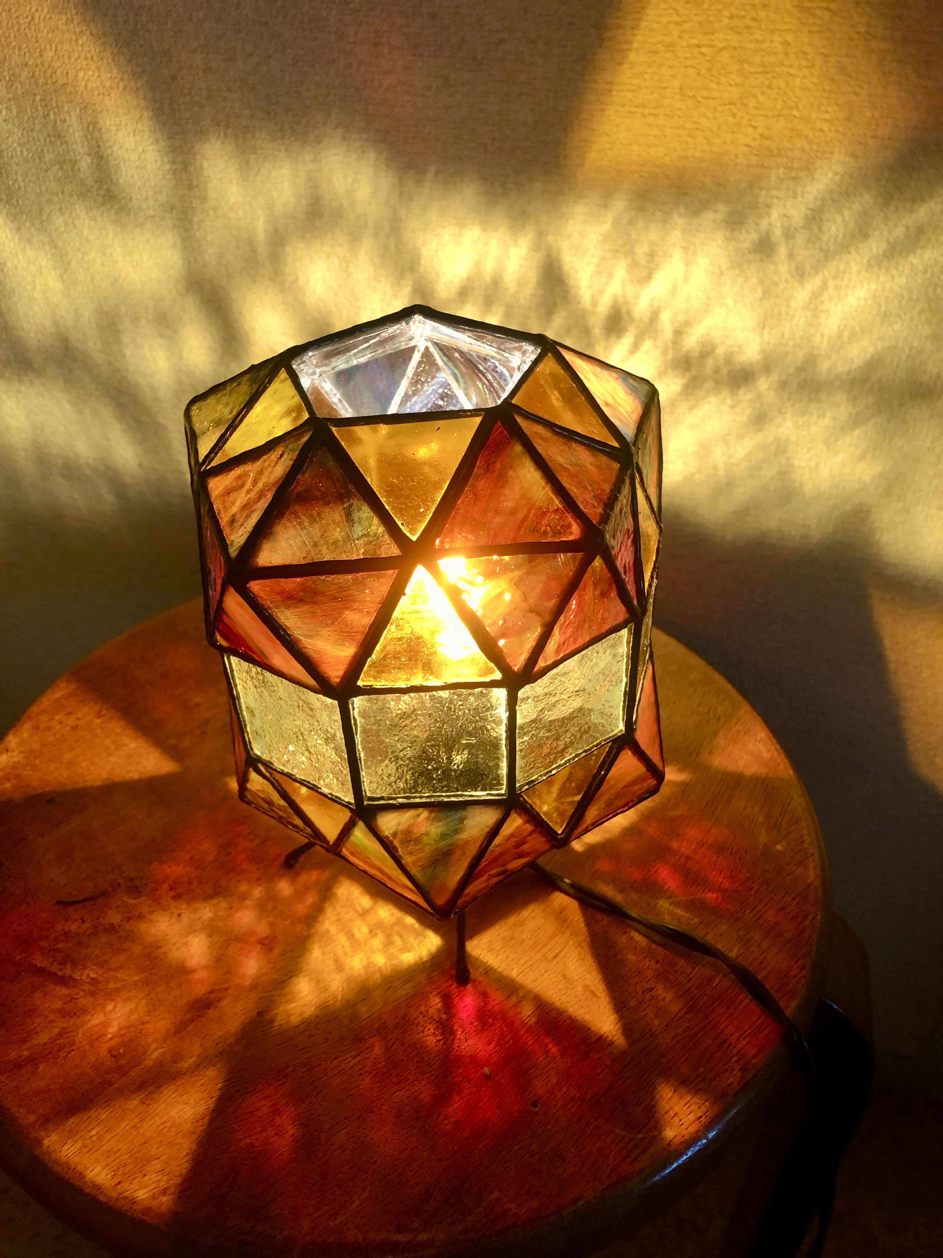 人工衛星風アンバーのランプ