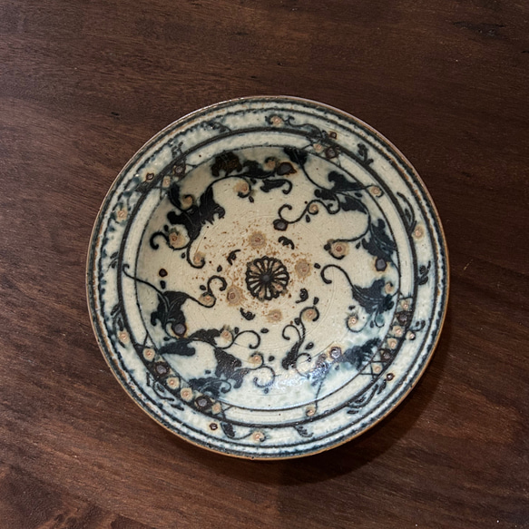 詩瓷集 中国唐風青花磁 窓絵花卉｜唐草文様 小皿 菓子皿 新入荷 直径約15cm 景徳鎮製 9枚目の画像