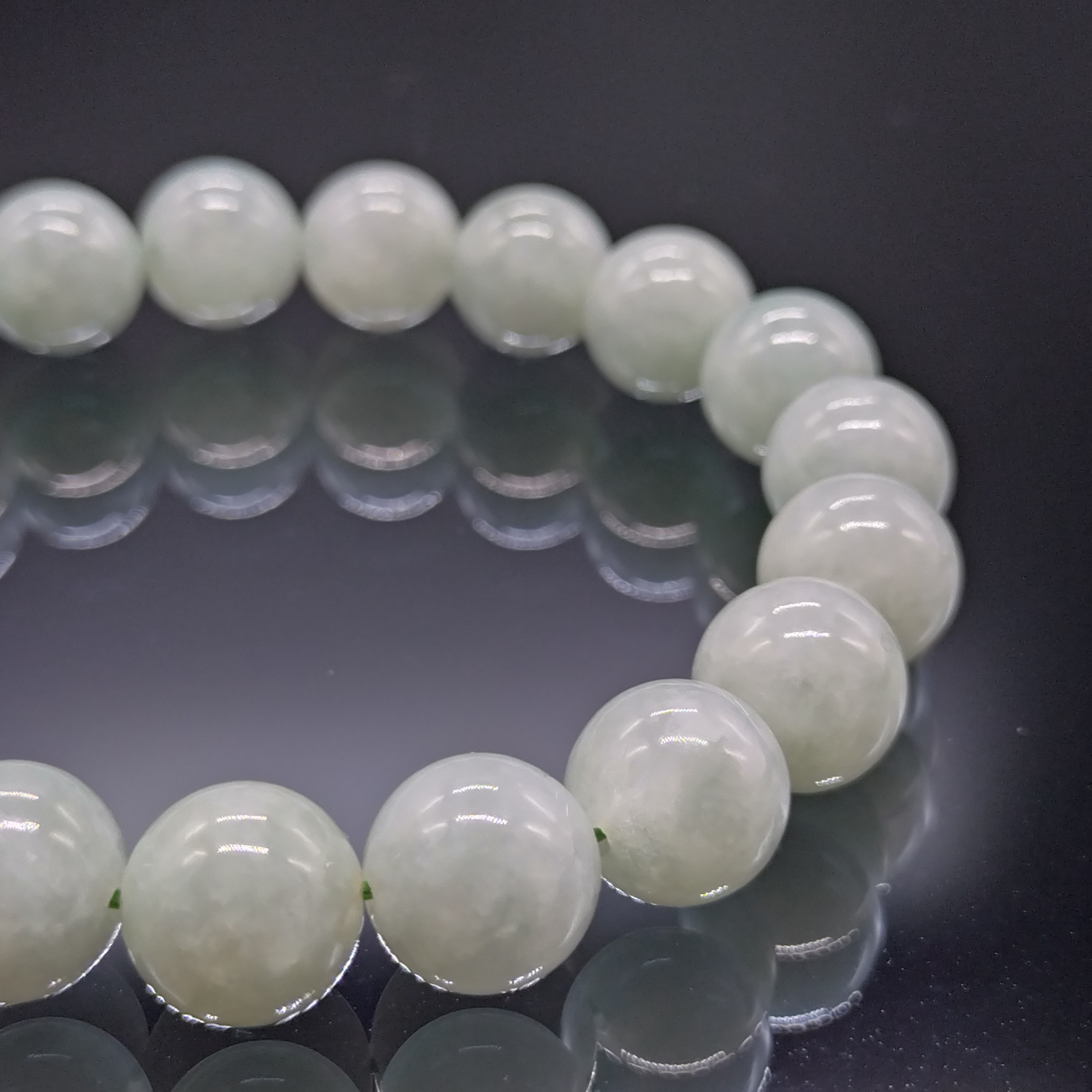 翡翠(ヒスイ)・10mm・【5A・高品質】ブレスレット