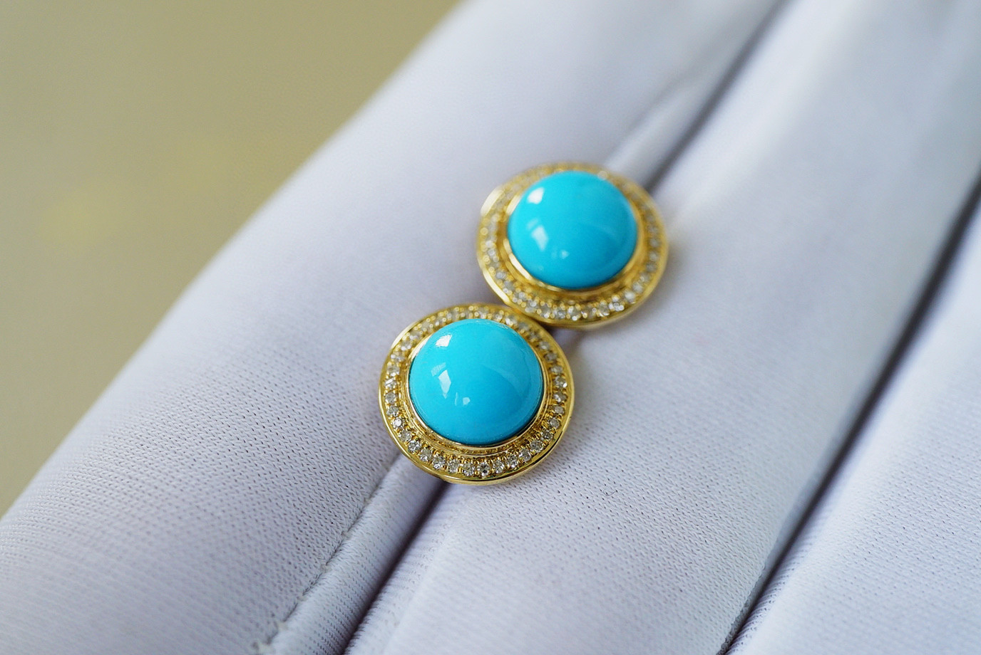 「眠り姫」K18ゴールド　天然ダイヤモンド　12月の誕生石　アリゾナトルコ石　ターコイズ　ピアス