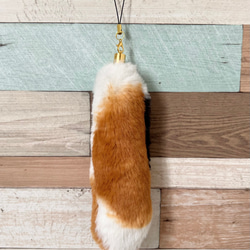 三毛猫柄　しっぽストラップ　しっぽキーホルダー　アニマルボア　akaneko 2枚目の画像