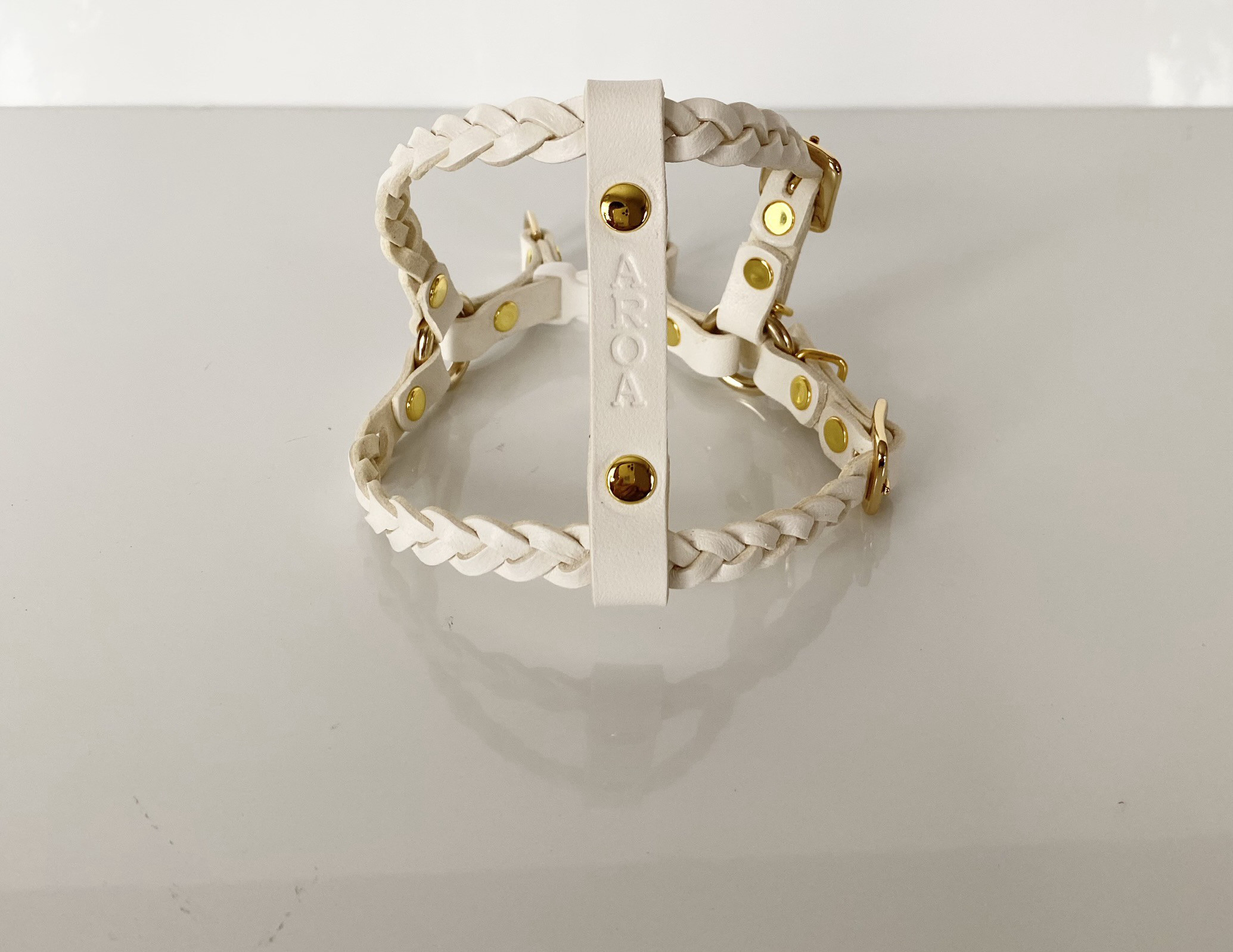 白い革三つ編みハーネス（超小型犬用）