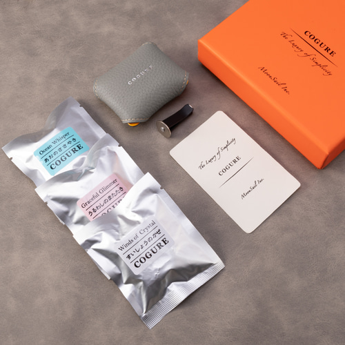 カーディフューザー 本革ケース＆3種の香り付きアロマストーン