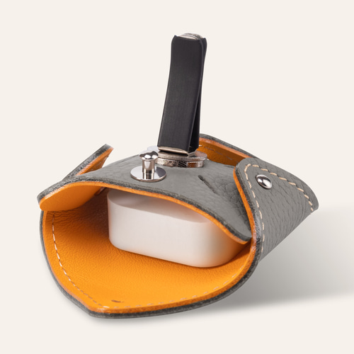 新品】本革アロマケース