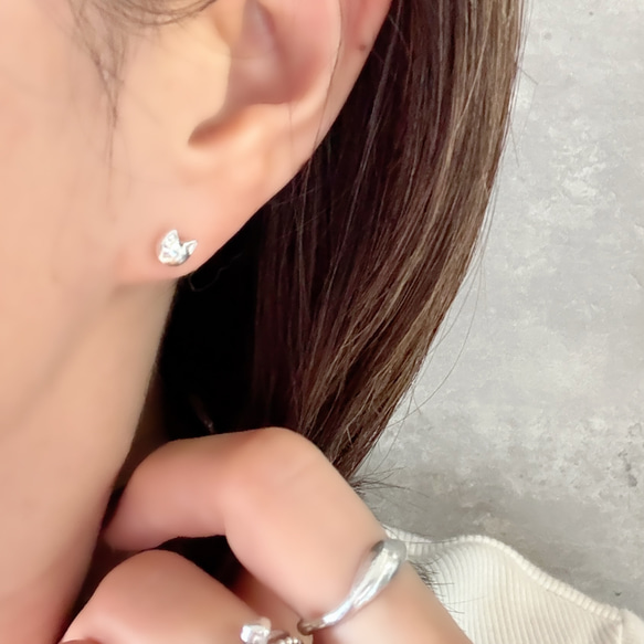 うる艶ねこピアス/silver925 11枚目の画像