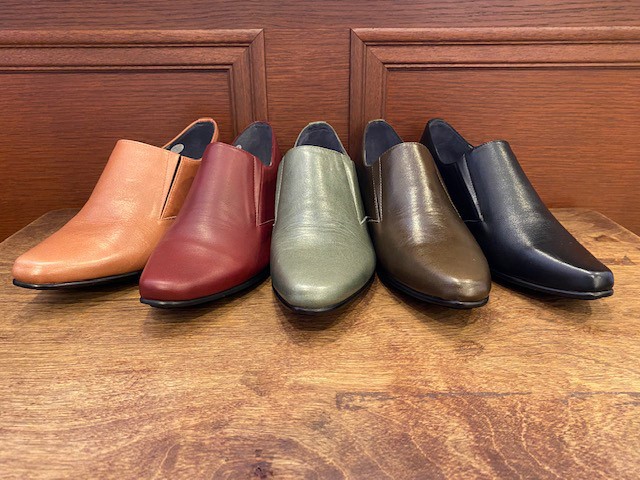 【アシオト】神戸の靴職人が作った♪超軽量・純国産レザーパンプス♪(A3701)※BLK再入荷品