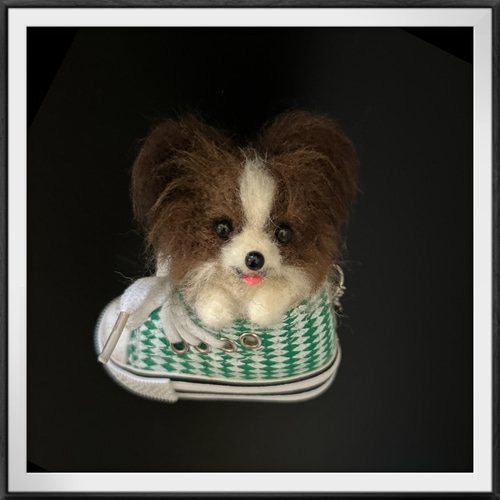 羊毛フェルト 猫 ハンドメイド パピヨン ハンドメイド 羊毛フェルト パピヨン スニーカー キーホルダー