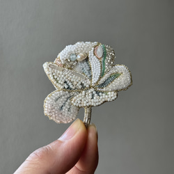ビーズ刺繍 ブローチ 花 のおすすめ人気通販 検索結果|Creema ビーズ刺繍 ブローチ 花 のおすすめ人気通販 検索結果|Creema