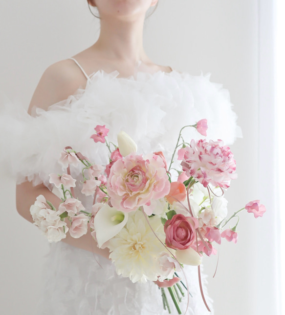 ラナンキュラスのバレエコアブーケ【ブートニア付き】 ブーケ Karen