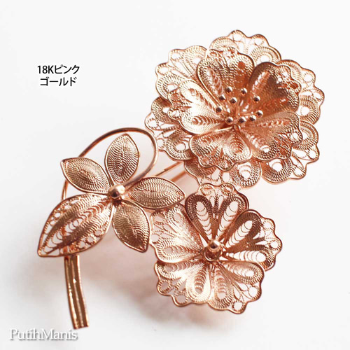 母の日○大きめお花のブローチ・ゴールド・銀線細工の花びらと蔦が