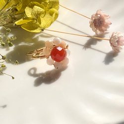カーネリアンとオパールの小さなフラワーイヤーカフ◇天然石◇片耳◇イヤリング◇花❁⃘ 5枚目の画像