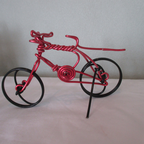 針金アート　自転車オブジェ　 ☆ワイヤークラフト 自転車 赤＆青 2台セット ハンドメイド ワイヤー