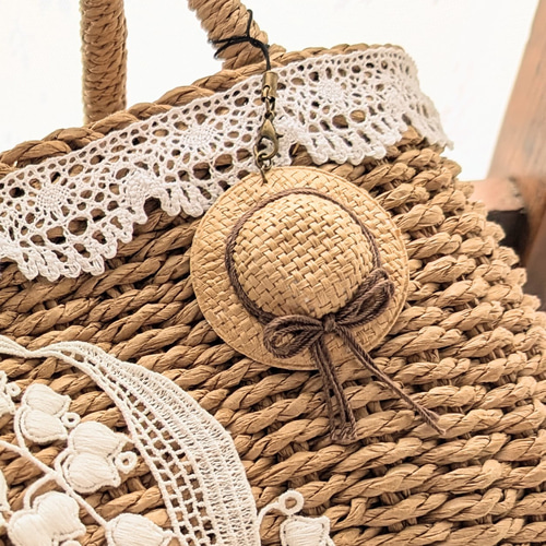 オプションで麦わら帽子チャーム付き✨お洒落moriガールのすずらん刺繍