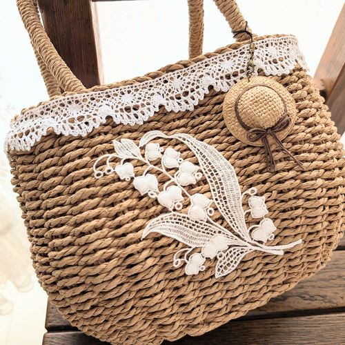 オプションで麦わら帽子チャーム付き✨お洒落moriガールのすずらん刺繍