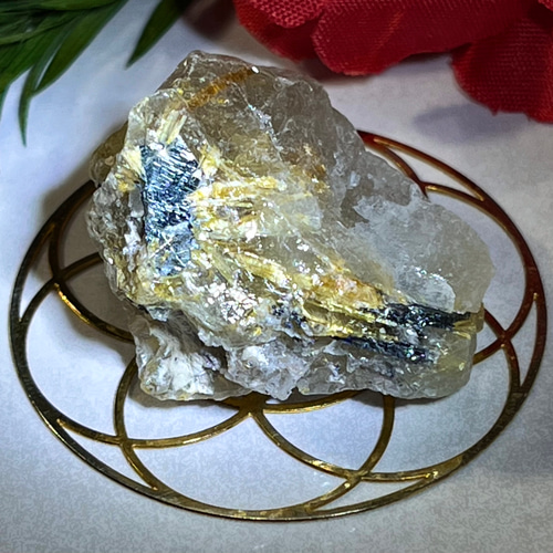 AAA級天然ゴールドルチルクォーツ原石B83P3/234P24D