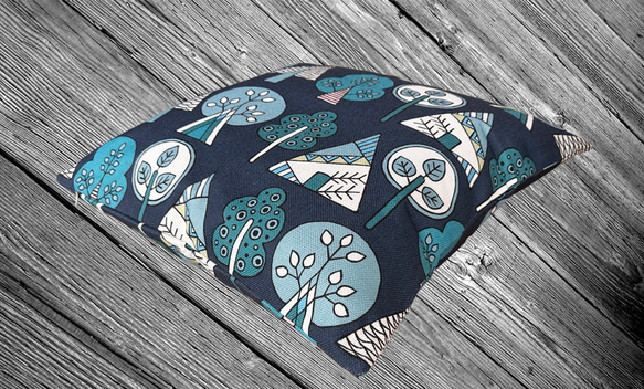 森林靠墊 2025 森林圖案背海軍藍 - 檜木香 - 第8張的照片